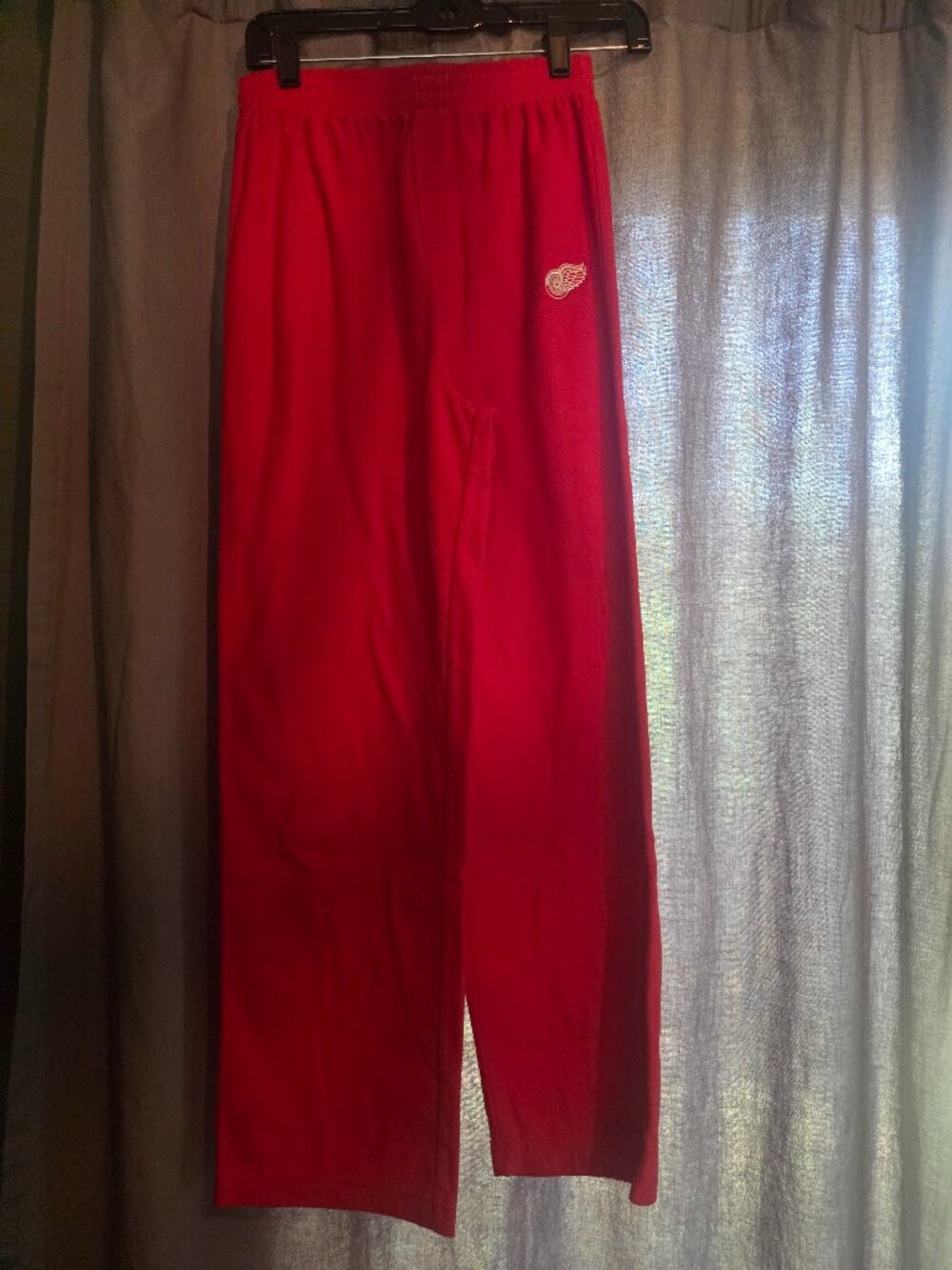 Red Wings PJ pant youth size large (14-16)